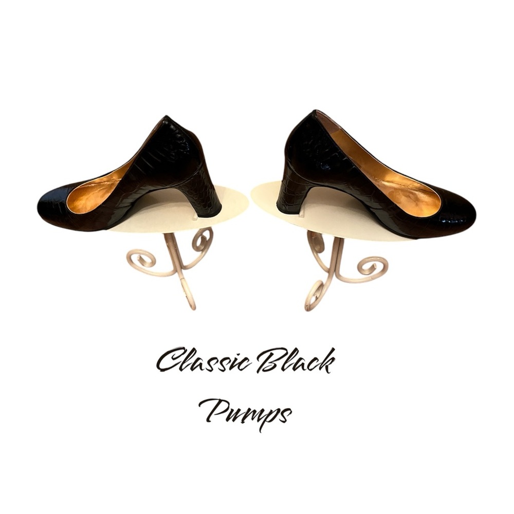 Nine West Croc Embossed Evasor Pumps!